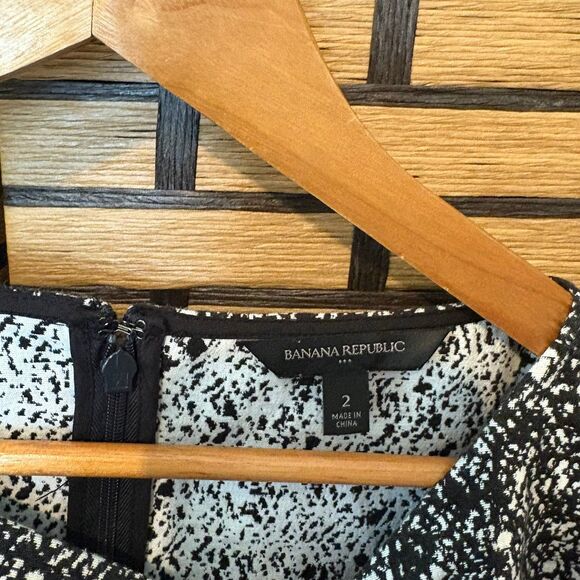Banana Republic Black And White Dress Size 2 - Picture 6 of 7